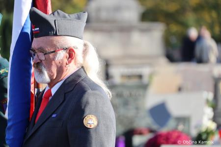 »Njihov pogum in trpljenje živita naprej v naših srcih (8)